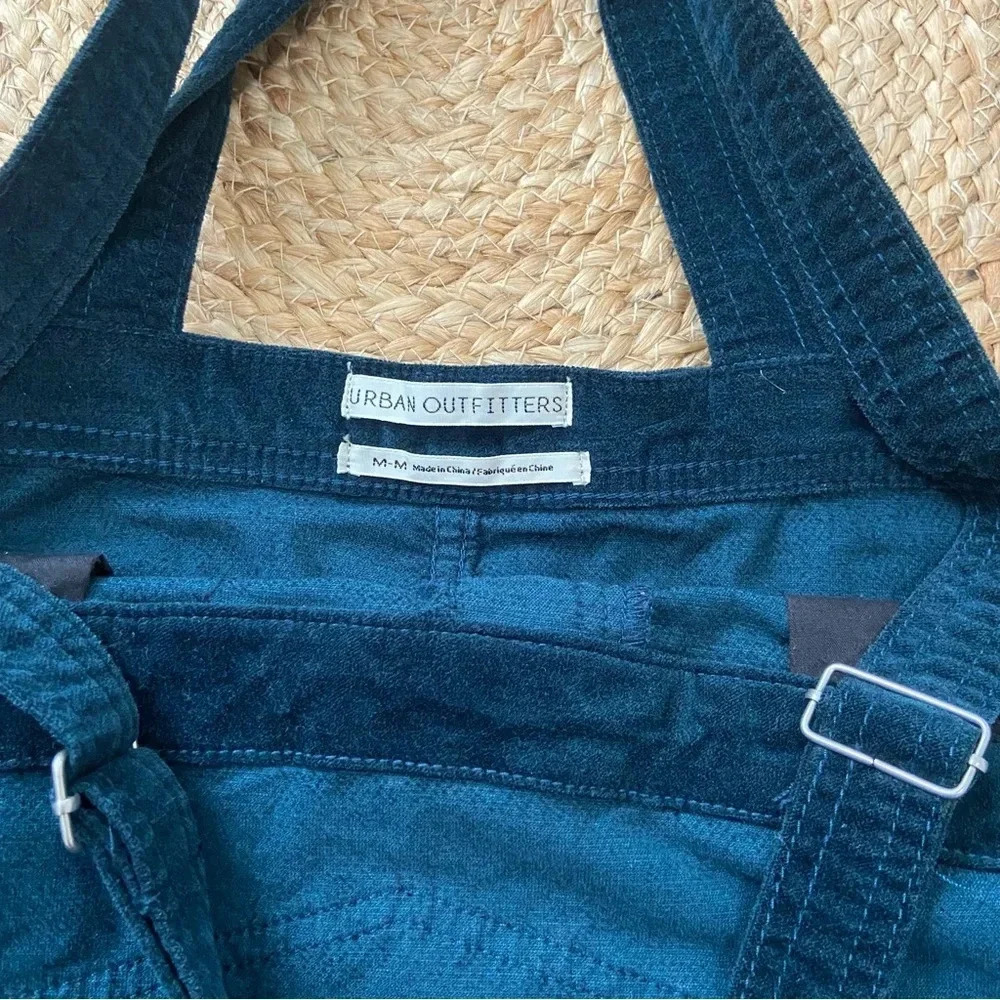 UO BDG Corduroy Overall Dress Size Medium Women's - Picture 4 of 5